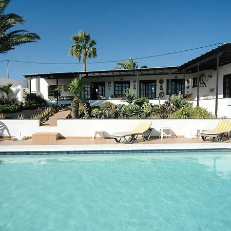 El Volcan Villa Macher